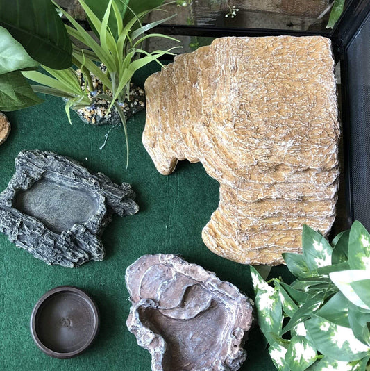 Komodo Resin Rock Decor Komodo Basking Platform Corner Ramp Sandstone
