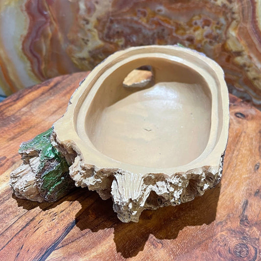 Komodo Resin Rock Decor Komodo Forest Log Hiding Den