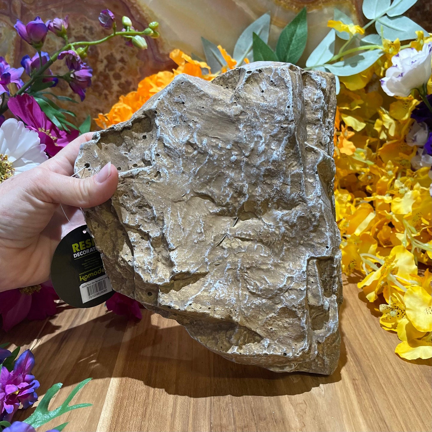 Komodo Resin Rock Decor Komodo Reptile Rock Den Sandstone Large